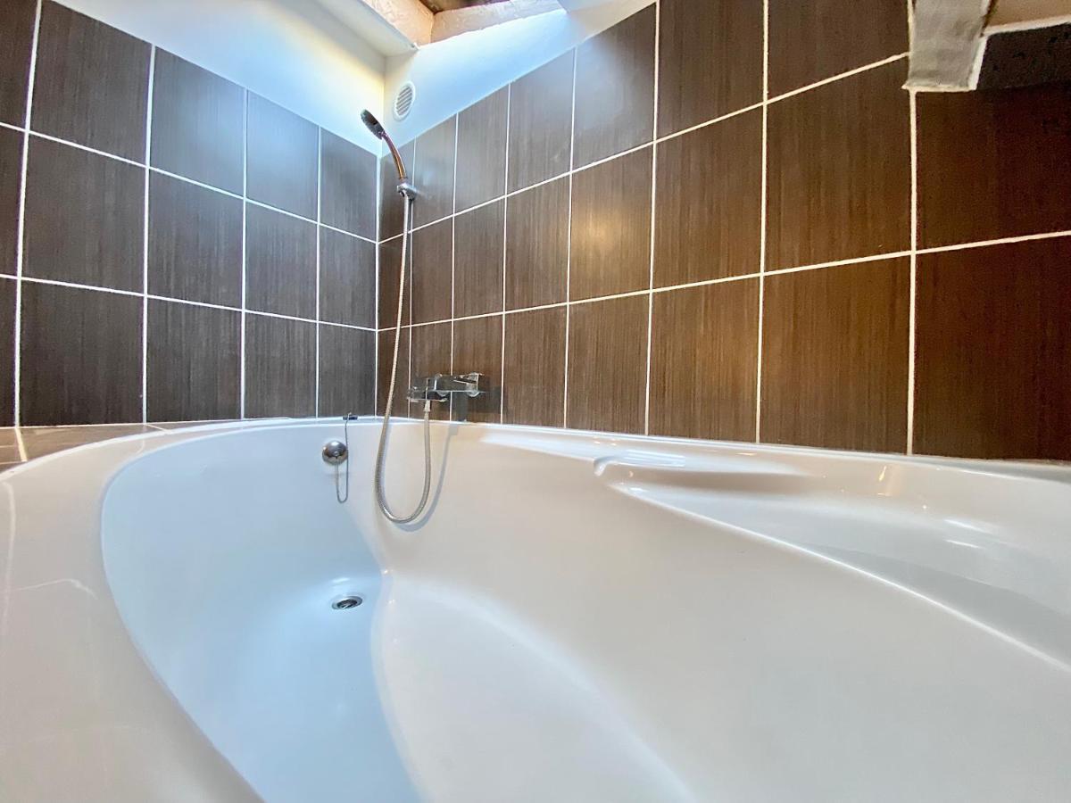 Lovely & Cozy Duplex Heart Of Nice With Bathtub! Dış mekan fotoğraf